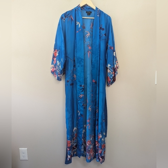 Natori Nadja Satin Floral Kimono Long Robe - Picture 2 of 12